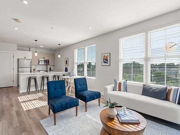 2nd image of 10 Somerset Ave #402U