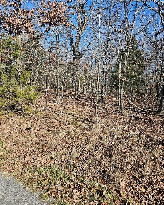 2nd image of 14 Aberdeen Dr