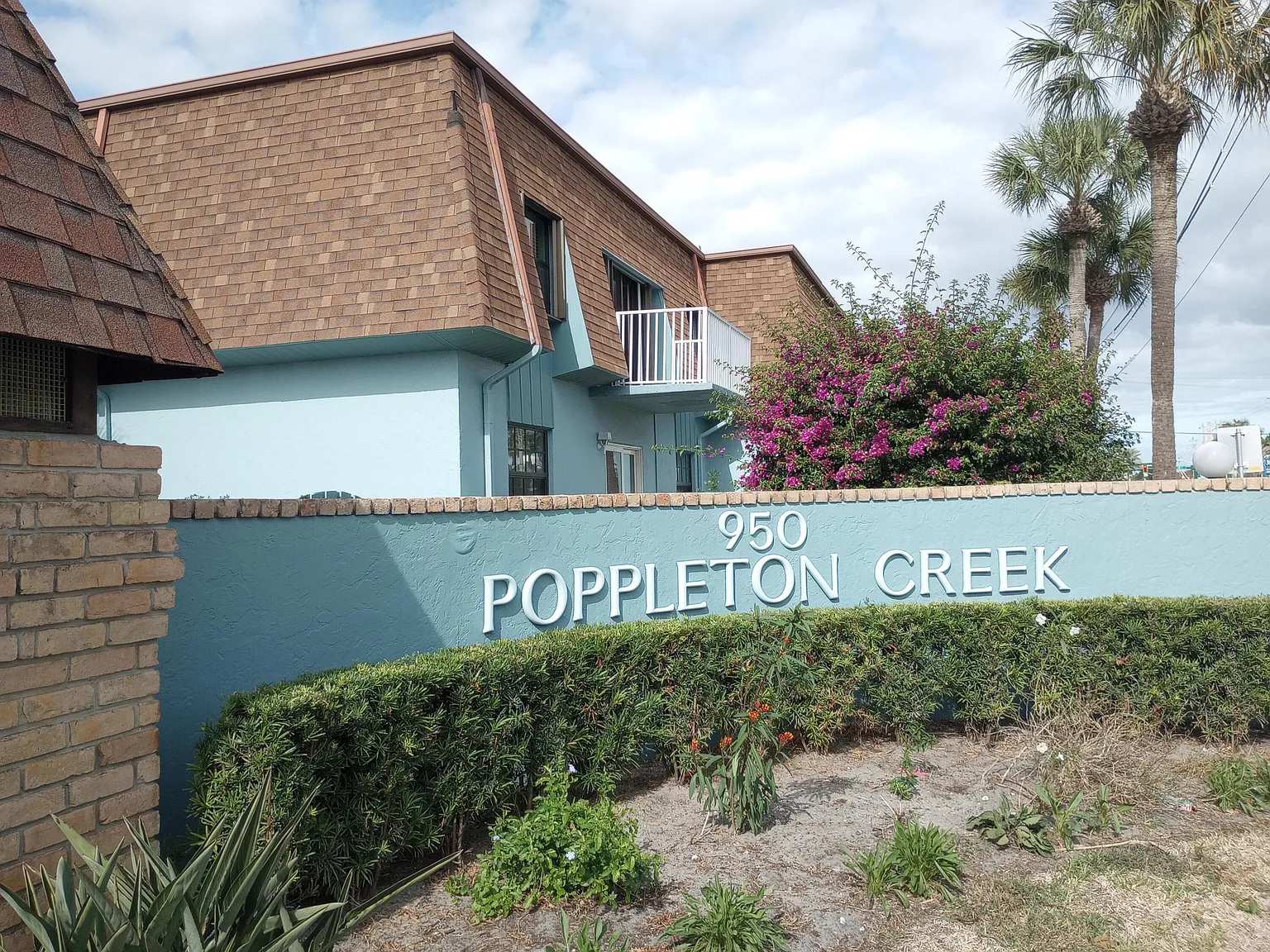 2 bed, 2.0 bath, 875 sqft, $1,770 — Photo 1