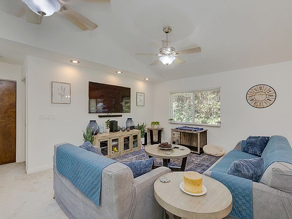 3rd image of 11-3036 Plumeria St