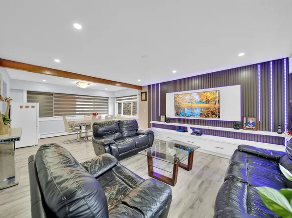 11465 139a St, Surrey, BC V3R 3E9