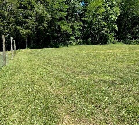3rd image of 3846 New Hope Rd