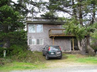 8990 Windward Ln, Manzanita, OR 97130