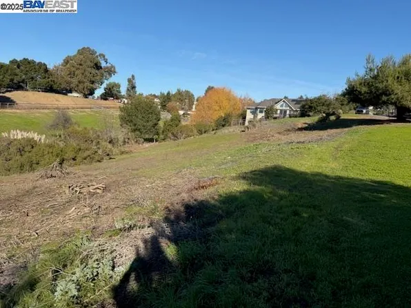 (undisclosed Address), Hayward, CA 94542