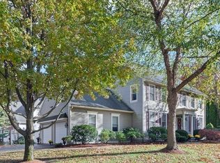 2 Hastings Rd, Winchester, MA 01890