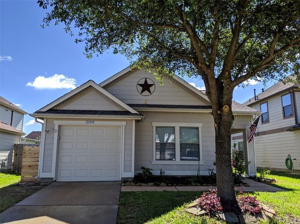 21210 Shadow River Ln