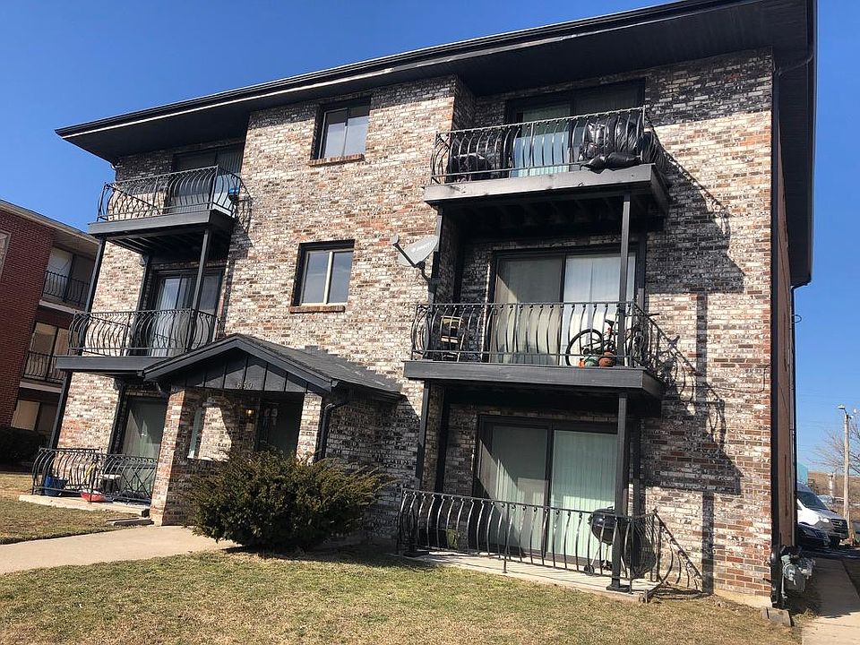 1st image of 1650 Harbor Ave #2W