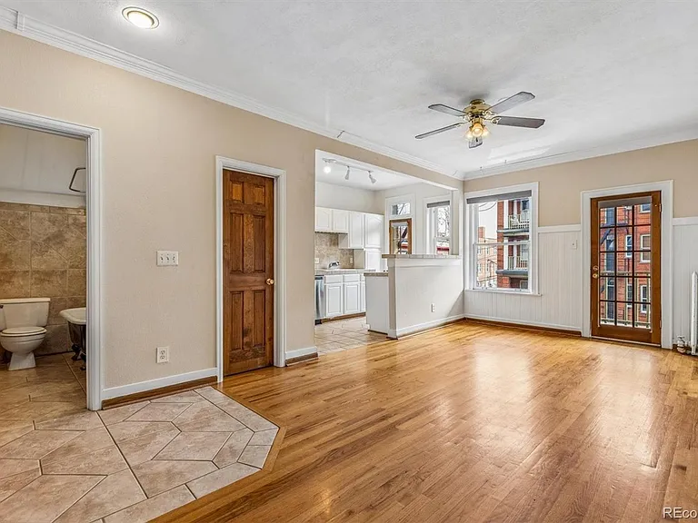 1376 N Pearl St #210 — Photo 6