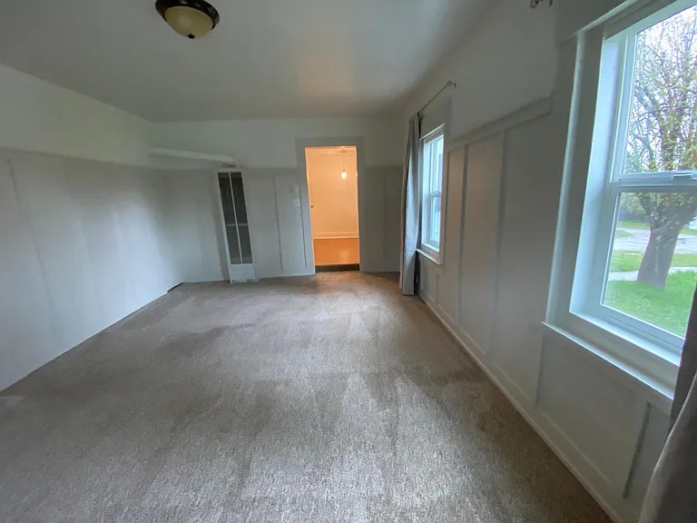 410 S McGillen Ave — Photo 14