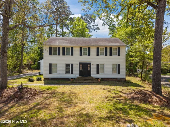 1802 Marshburn Circle, Kinston, NC 28504