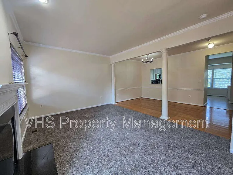6186 Library Ln — Photo 12