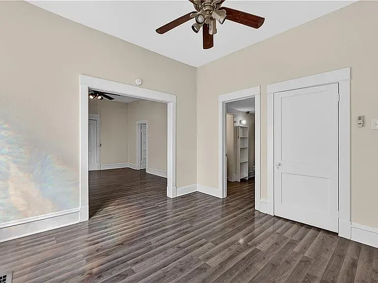 3 bed, 1316 sqft, $1,422 — Photo 4