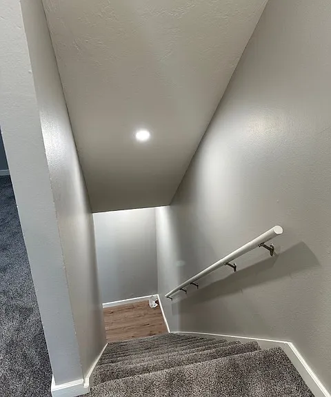 704 W 8th Ave #M — Photo 11