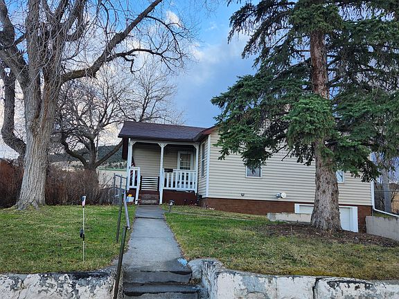 3rd image of 1105 Wilder Ave