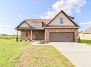 15340 Grayson Cir, Athens, AL 35611