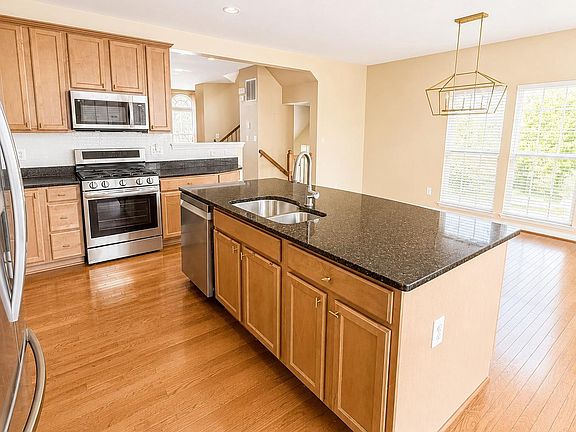 5th image of 15201 Torbay Way