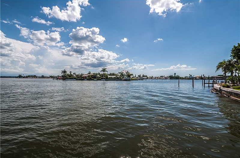 537 Harbor Dr N, Indian Rocks Beach, FL 33785 Zillow