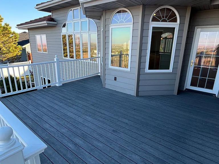 1124 Alta Vista Dr — Photo 3