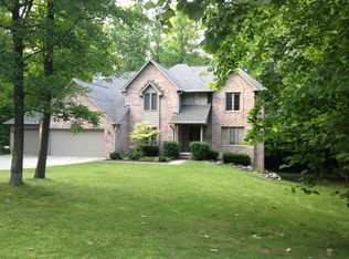 1435 Fox Cross Dr, Martinsville, IN