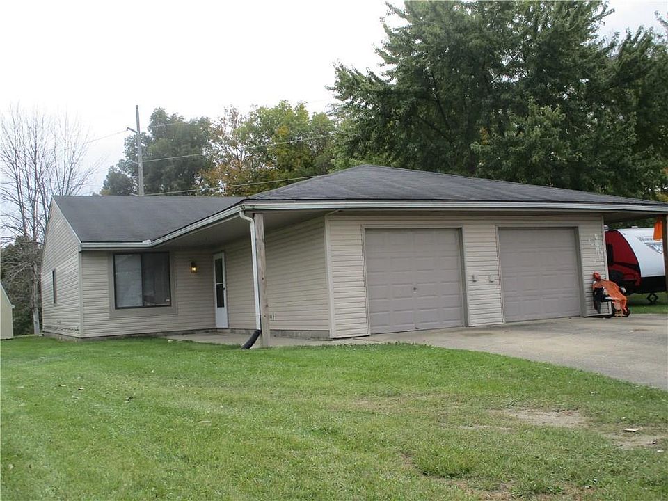 1st image of 623-625 Mohican Ct
