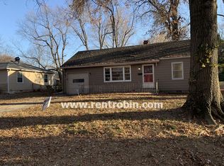 9001 E 73rd St, Raytown, MO 64133