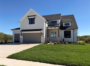 18501 Windsor St, Overland Park, KS 66085