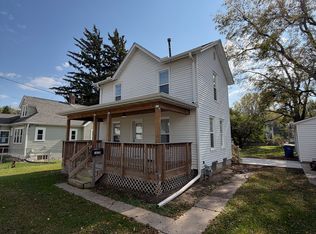1620 25th Ave, Moline, IL 61265