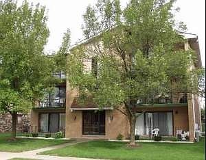 1st image of 4842 W 122nd St APT 3W