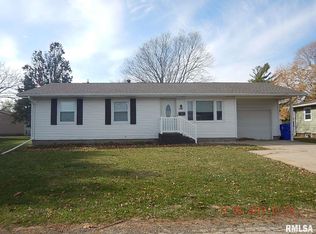 435 Carleton Dr, Kewanee, IL 61443