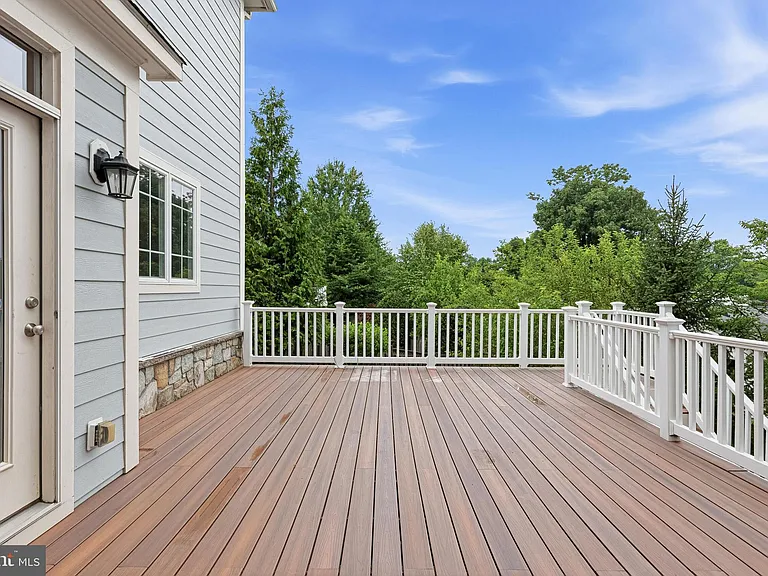 1751 Tysons Crest Ln — Photo 43