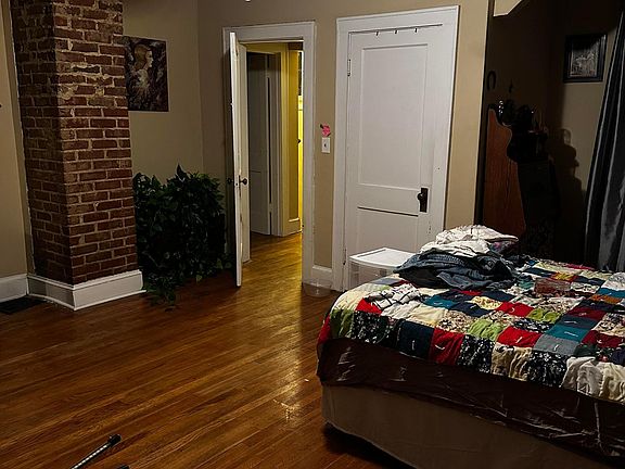 3rd image of 1712 E 5th Ave #2