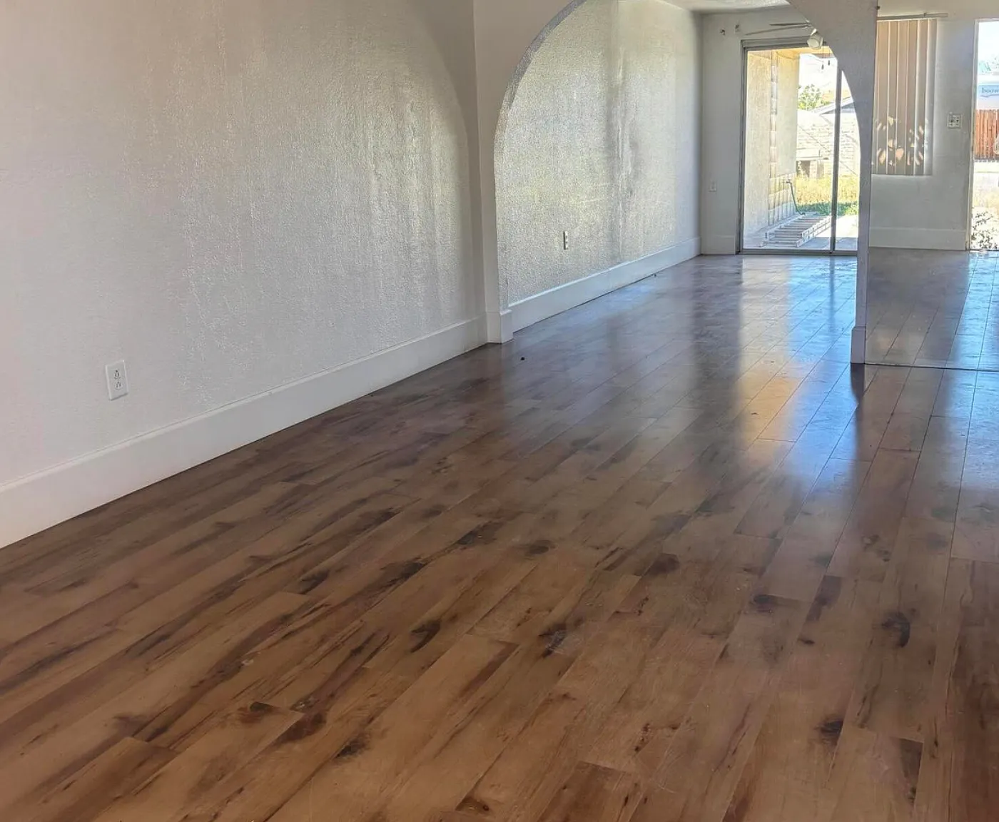 3 bed, 1300 sqft, $2,300 — Photo 1