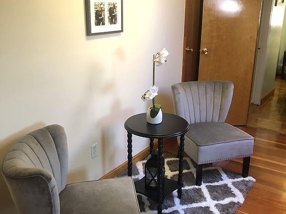5th image of 22 8th St APT 2