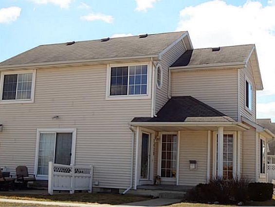 1st image of 2420 NW Heritage Ave