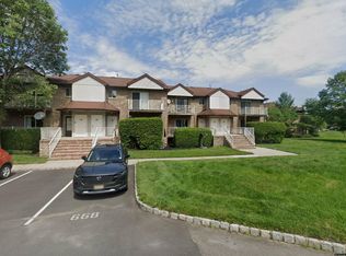 4609 Birchwood Ct, North Brunswick, NJ 08902