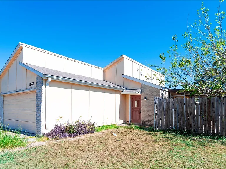 12356 Newbrook Dr — Photo 2