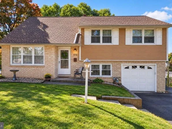 506 Inman Ter, Willow Grove, PA 19090