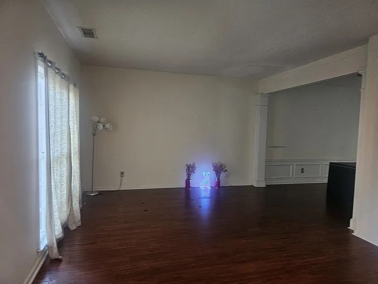 2260 Eagle Nest Blf — Photo 4
