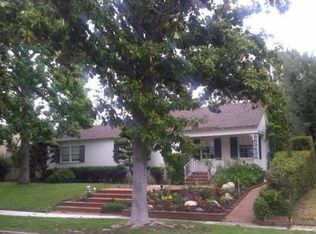 3758 Country Club Dr, Long Beach, CA 90807