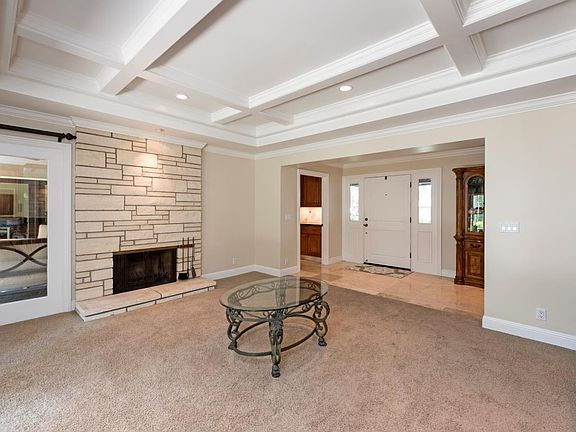 5th image of 1220 Wooded Hills Dr