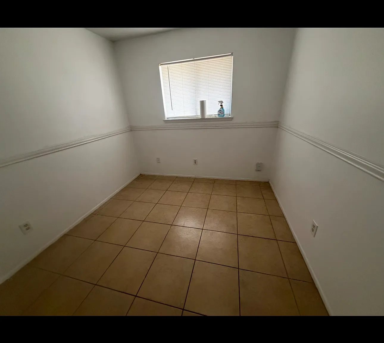 3 bed, 1353 sqft, $1,700 — Photo 3