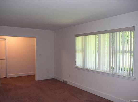 3rd image of 6201 Dale Ave