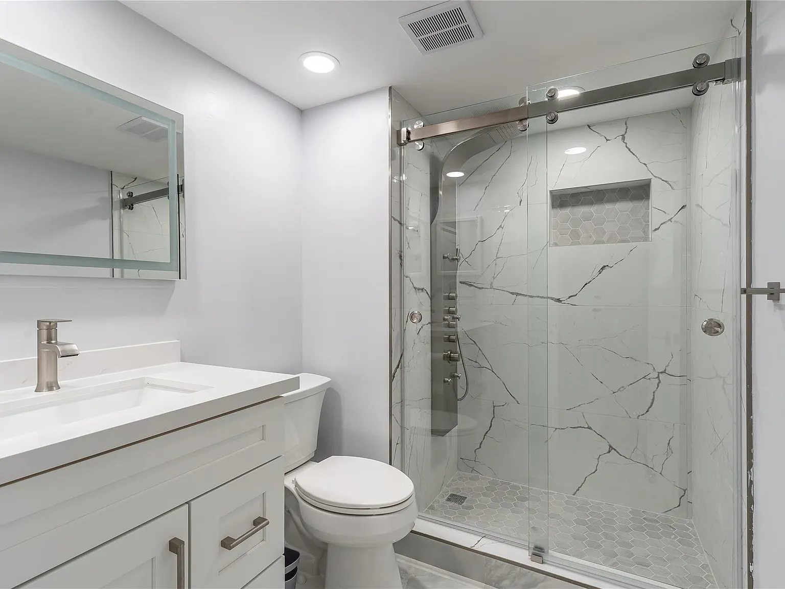 2 bed, 2.0 bath, 1170 sqft, $3,400 — Photo 4