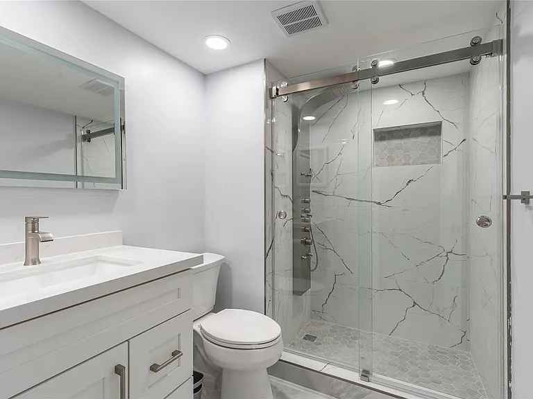 9523 S Hollybrook Lake Dr #102 — Photo 4