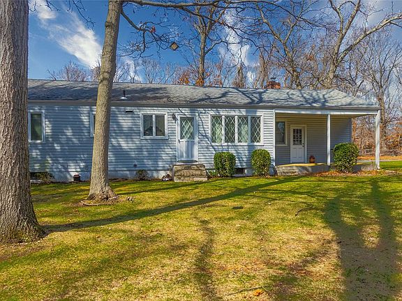 4th image of 112 Powell Ct