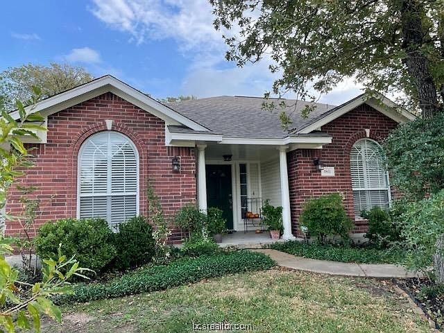 1st image of 3811 Stony Creek Ln