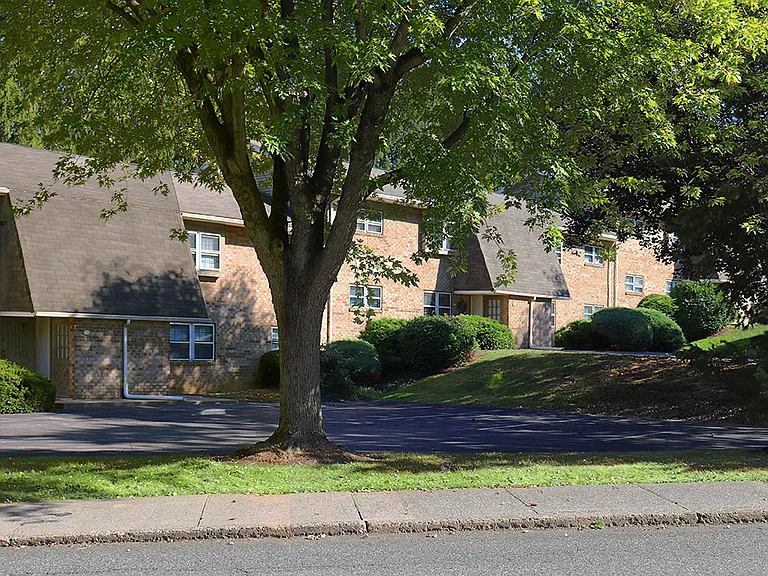 Macungie Village — Photo 15