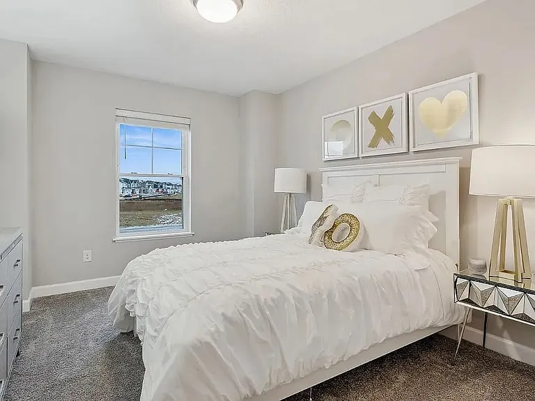 For Rent: $2,600 (3 beds, 3 baths, 1,782 Square Feet) - Bedroom 1