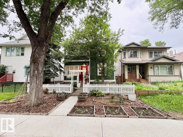9330 107th Ave NW, Edmonton, AB T5H 0T5