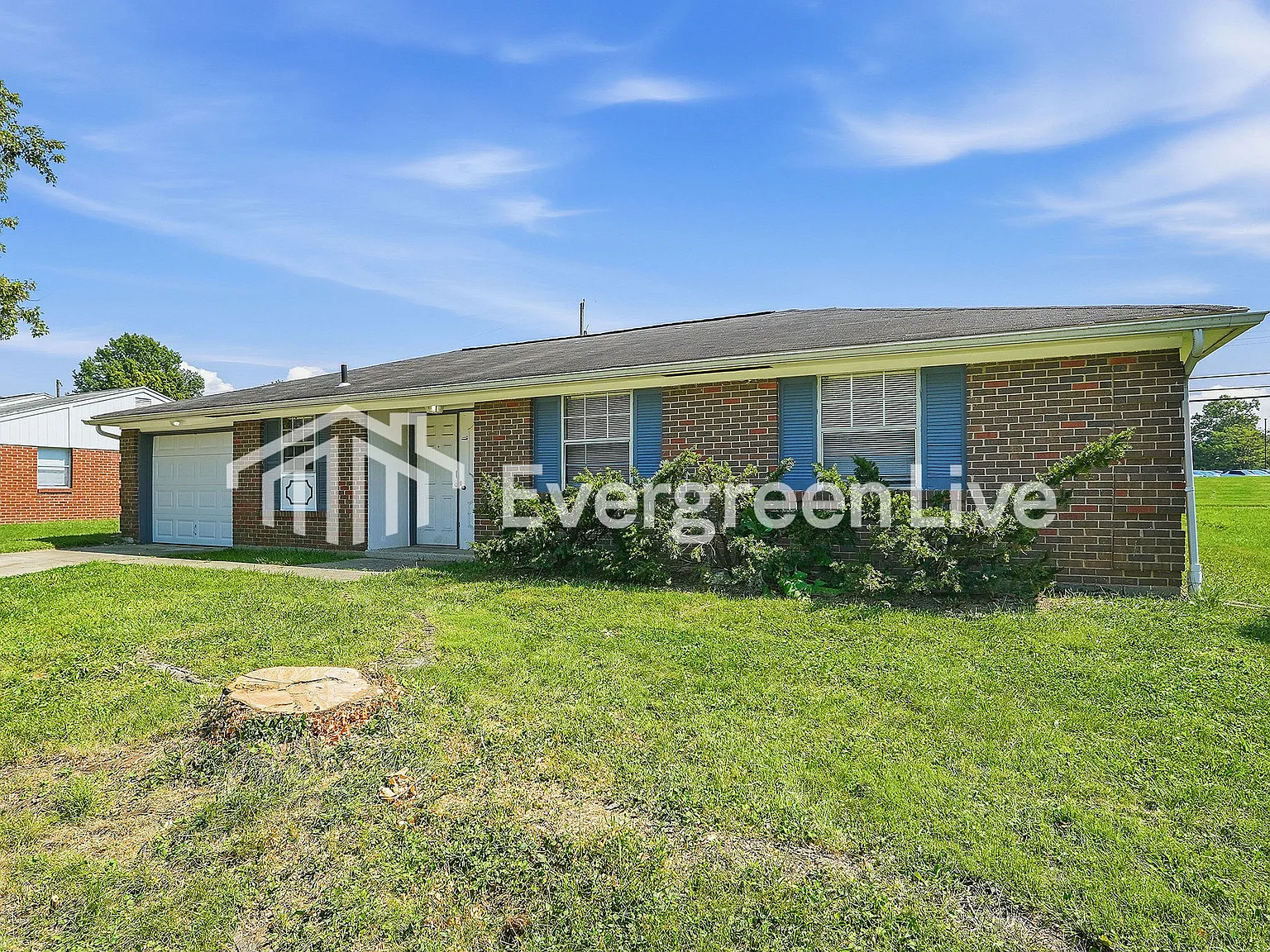 3 bed, 2.0 bath, 1140 sqft, $1,845 — Photo 2